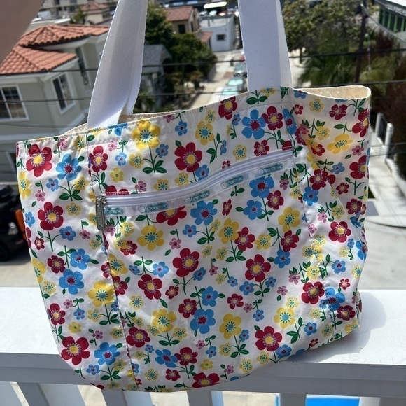 Vintage LeSportsac floral poppy reversible cream tote pockets retro boho - Picture 1 of 11